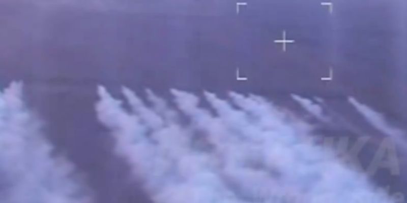 Новый подход: ВС РФ создали огромную дымовую завесу, чтобы спрятать силы от БПЛА