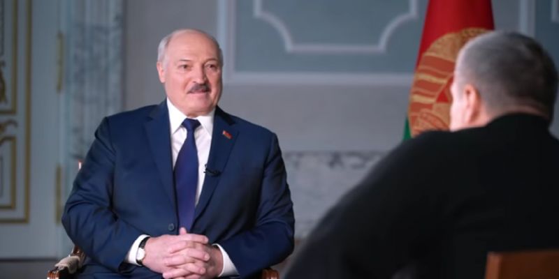 Лукашенко сказал, в каком случае будет просить у России ядерное оружие