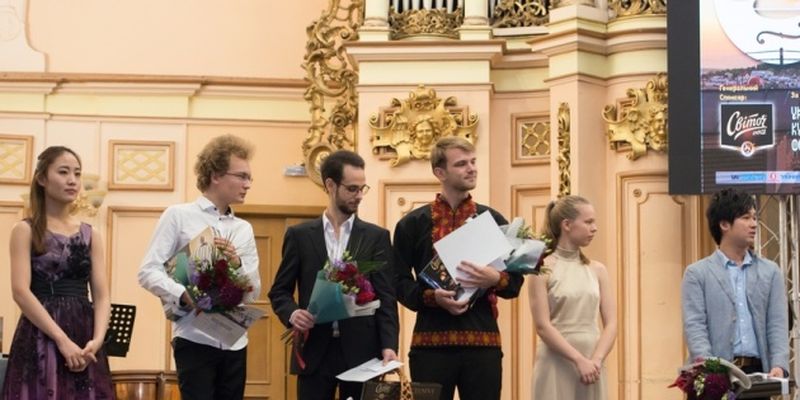 Международный конкурс скрипачей Олега Крысы назвал победителей
