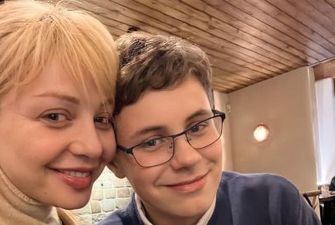 Сын Тины Кароль нарушил дресс-код британской школы, чтобы поддержать Украину