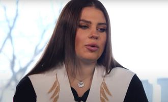 Солистка KAZKA Зарицкая заговорила о любви, появившись в фате: "Когда я впервые..."