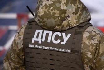 Собирался ехать в Россию: пограничники задержали в Киеве священника