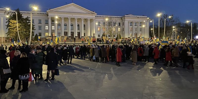 "Мы никуда не уходим": в Краматорске прошел патриотический митинг