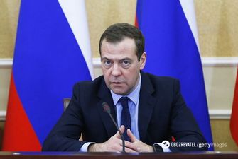 "Кое-кто оборзел": Цимбалюк жестко ответил Медведеву из-за газа для Украины