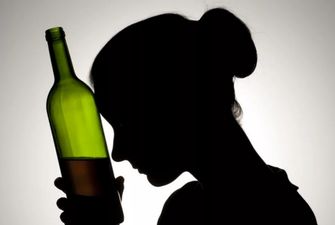 Как распознать женский алкоголизм и что делать