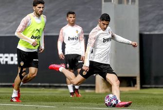 «Валенсия» возобновит тренировки 13 апреля