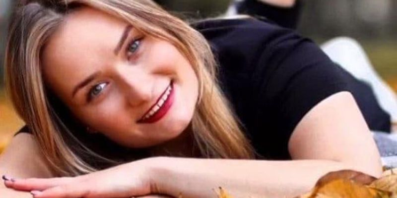 На Донбасі загинула юна українська військова: білявій красуні було лише 22