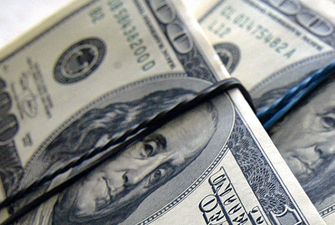 НБУ установил официальный курс на уровне 25,81 гривны за доллар