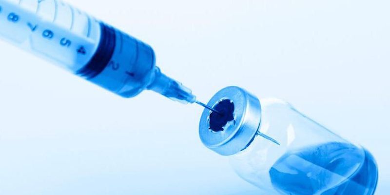 Новейшую вакцину от коронавируса обвинили в опасных побочных эффектах