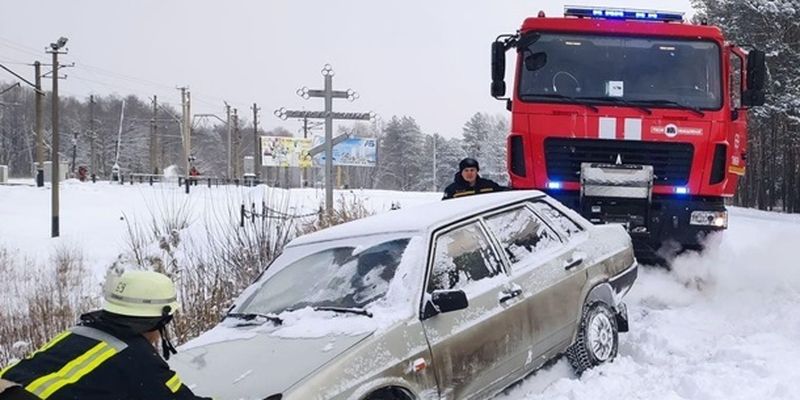 В ГСЧС рассказали о ситуации на дорогах Украины