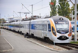 "Укрзализныця" назначила дополнительный поезд на популярное направление на пиковые даты марта