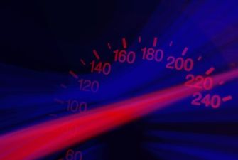 Носились на скорости больше 280 км/час: ТОП самых жутких историй с превышением скорости на украинских дорогах