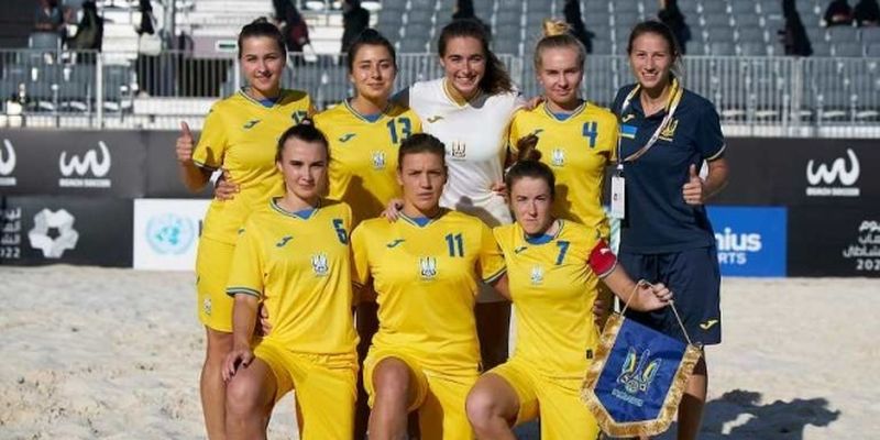 Женская сборная Украины по пляжному футболу стала третьей на турнире в Саудовской Аравии