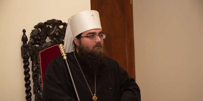 Скандал у Чеській церкві: єпископа Шумперкського покарають за співслужіння з Епіфанієм