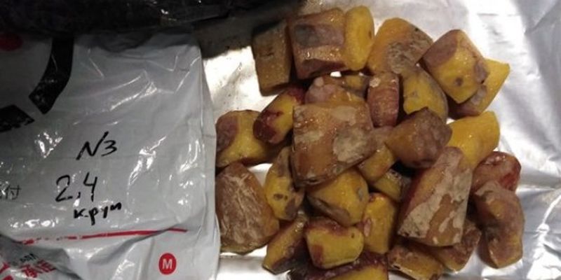 В аэропорту Борисполь у китайца нашли 30 кг янтаря