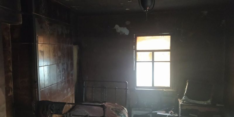 В селе на Житомирщине дочь не успела к отцу: мужчина сгорел на диване