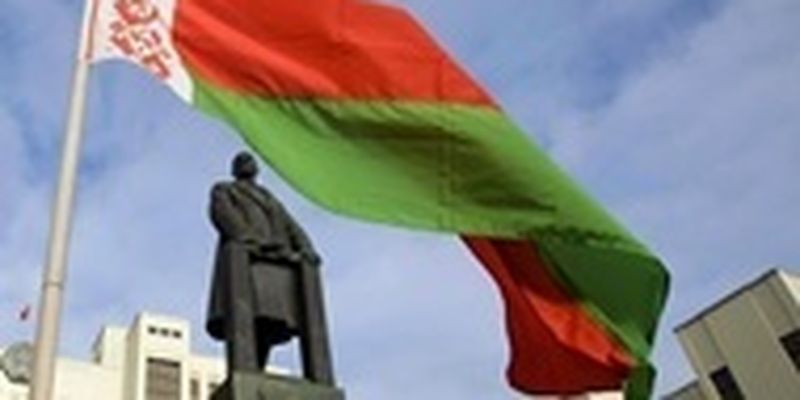 В Беларуси намерены ограничивать выезд граждан за границу - СМИ