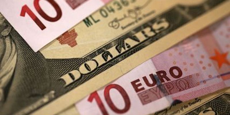 Курс доллара и евро на 23 октября