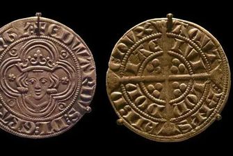 С помощью металлоискателя. В Шотландии нашли клад из тысячи монет эпохи короля Эдуарда