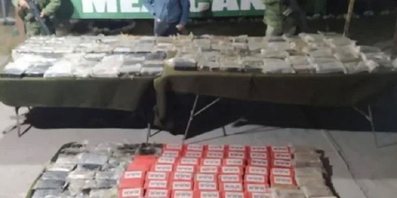 В Мексике конфисковали 300 кг кокаина