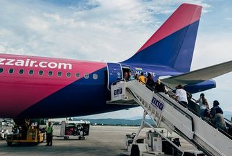 Летевший в Запорожье самолет Wizz Air совершил аварийную посадку