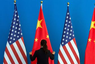 Объем торговли Китая с США рухнул почти на 10%