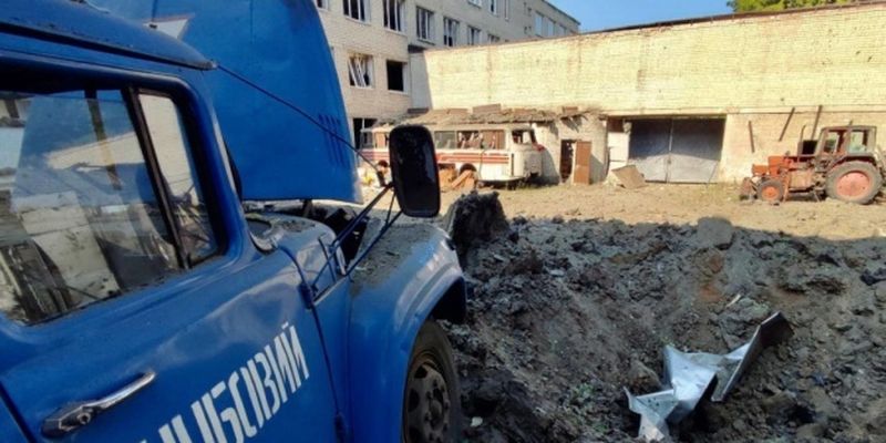 В Харькове россияне ударили ракетой еще по одной школе