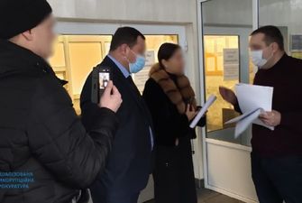 НАБУ и САП задержали "слугу" Кузьминых, которого подозревают в получении взятки