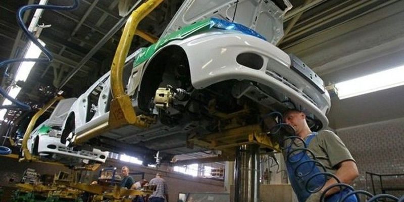 Автовиробництво в Україні з початку року впало в два рази