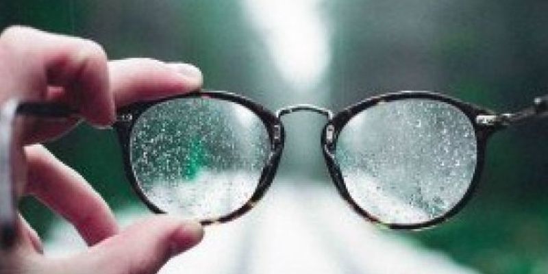Врачи назвали болезни, которые могут привести к потере зрения