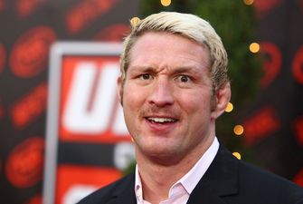 Экс-бойца UFC посадили в тюрьму за вандализм