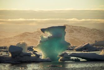 Гренландія почала танути у сім разів швидше, ніж у 1990-ті - дослідження