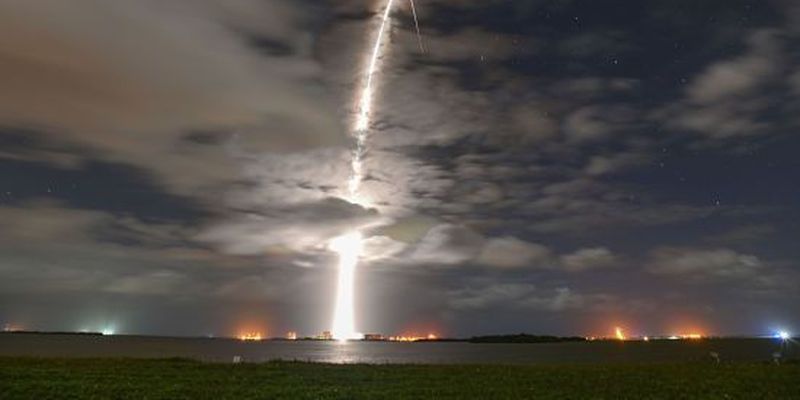 SpaceX відклала запуск ракети з більш ніж 140 супутниками