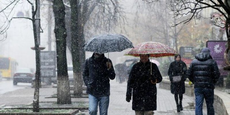 Українцям звалився "сніг на голову" і це вже не метафора: кого спіткала зима посеред осені