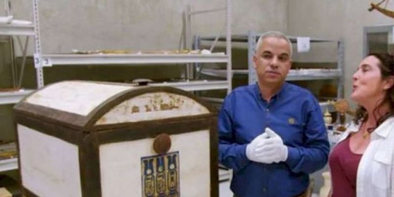 Ученые открыли таинственный сундук из гробницы Тутанхамона