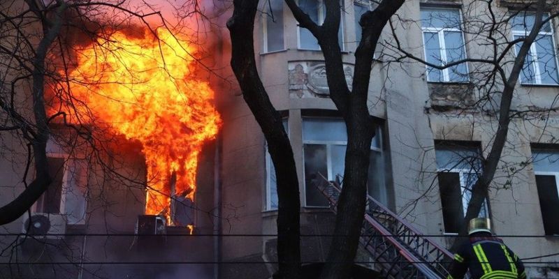 Пожар в Одесском колледже: число жертв возросло до 12