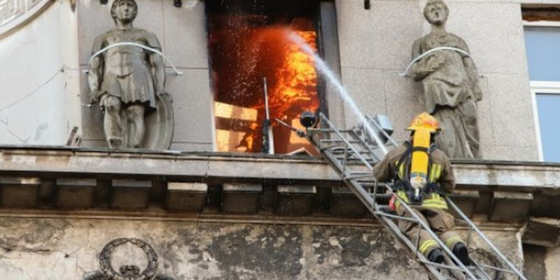 Визначено розмір допомоги сім'ям загиблих і постраждалим внаслідок пожежі на Троїцькій