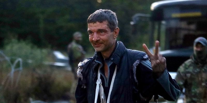 "Уничтожили около 1800 оккупантов", — освобожденный из плена Дианов рассказал о первом бое