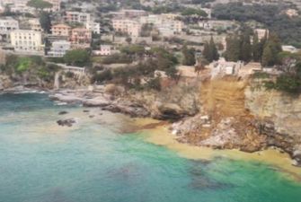 200 гробов упали в море: в Италии обрушилось кладбище на скале