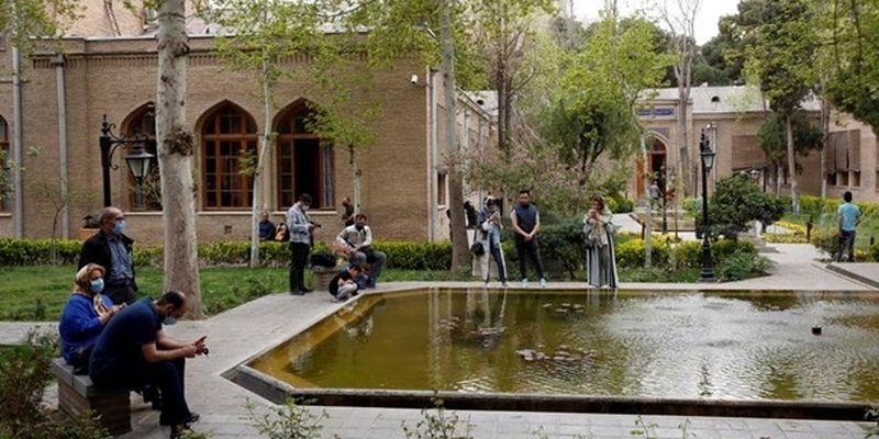 Иран заявил о начале четвертой волны коронавируса