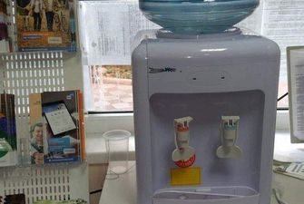 В Ялті чиновники вигадали "ноу-хау" для попередження крадіжки пластикового посуду