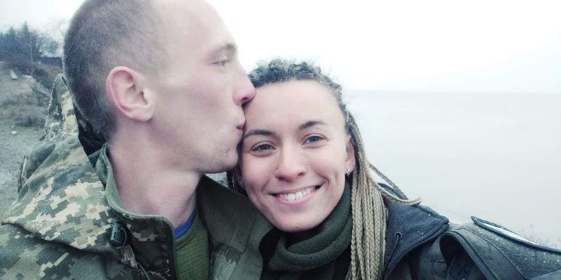 "Хлопець, якого я любила": відома волонтер повідомила про загибель 22-річного бійця на Донбасі