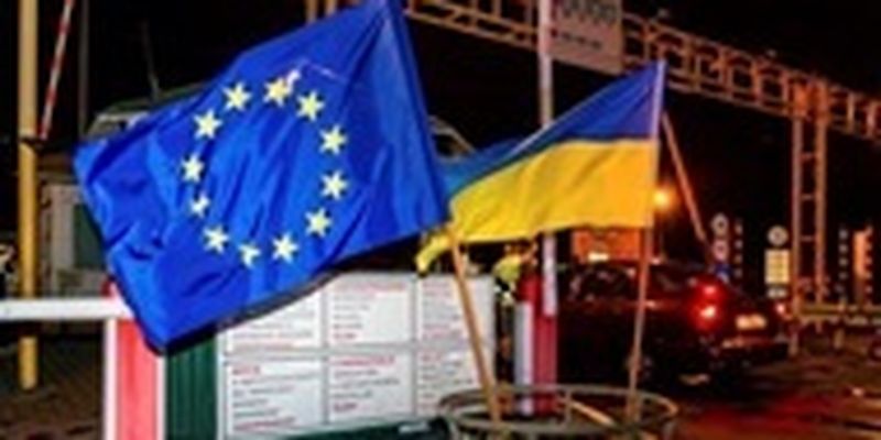 Большинство украинцев связывают будущее страны с Европой - опрос