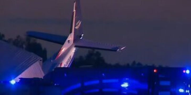 Самолет вонзился в здание с людьми: названо количество жертв катастрофы