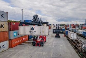 В Украине хотят через несколько недель восстановить морские паромные и контейнерные перевозки: в министерстве сделали заявление