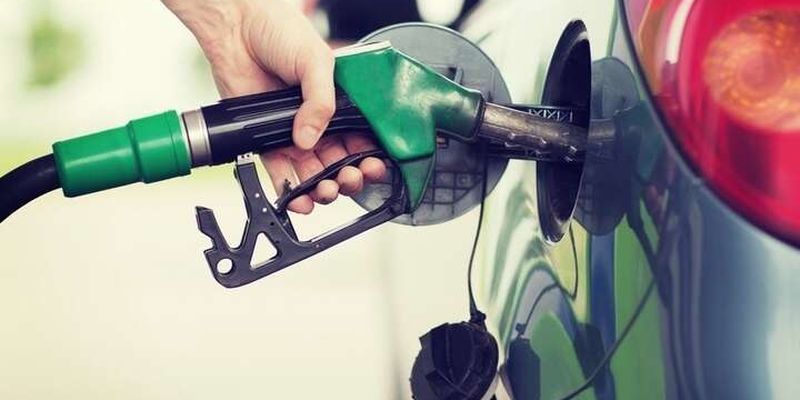 Уряд призупинив регулювання цін на пальне: скільки коштуватиме бензин на АЗС