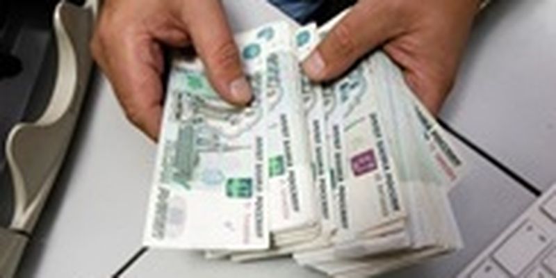 В России продлили запрет по наличной валюте