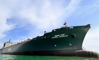 Иранский военный корабль впервые пересек экватор