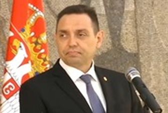 COVID-19: в Сербии заразились министр обороны и спикер парламента