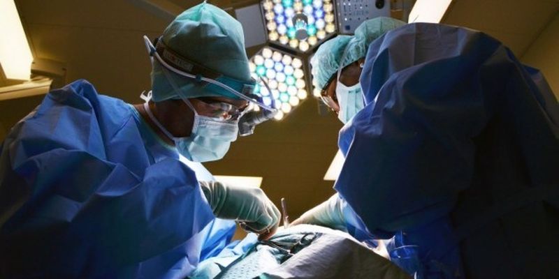 В українській районній лікарні вперше трансплантували нирку